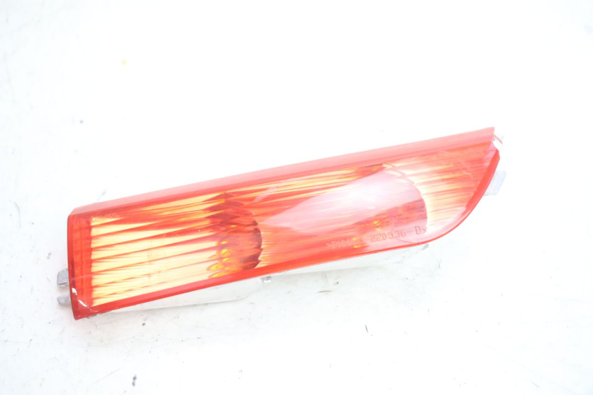 photo de HINTEN RECHTS BLINKER PIAGGIO X8 STREET 125 (2006 - 2007) - Hauptansicht