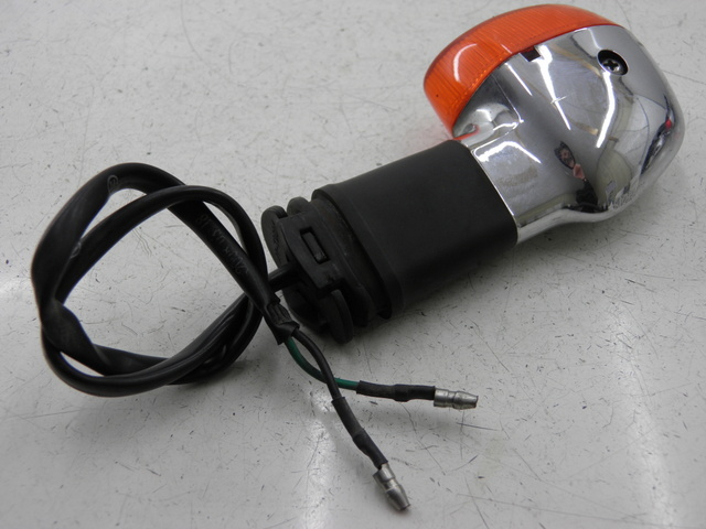 photo de HINTEN RECHTS BLINKER YAMAHA YBR CUSTOM 125 (2008 - 2010) - Alternative Perspektive