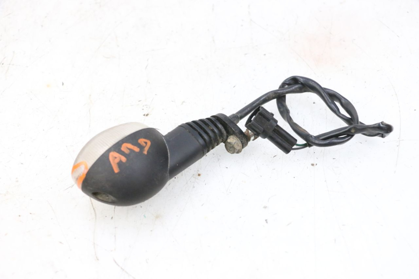 photo de HINTEN RECHTS BLINKER YAMAHA YFM R RAPTOR 250 (2008 - 2014) - Details der Befestigungspunkte