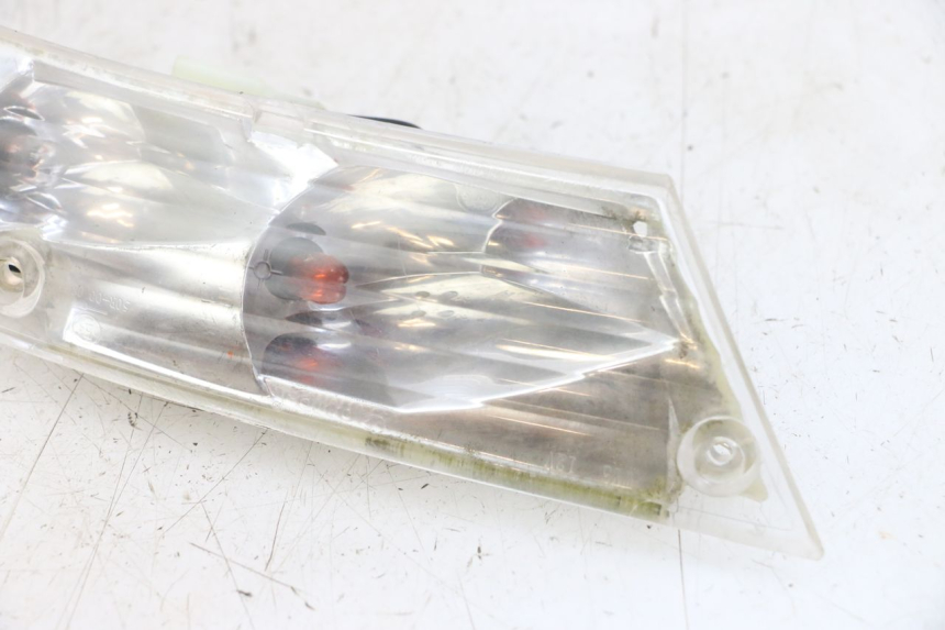 photo de RECHTER HINTERER BLINKER PIAGGIO ZIP 2T 50 (2009 - 2019) - Zoom auf Gebrauchszustand