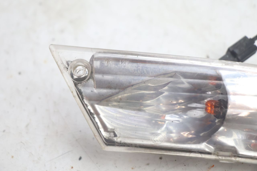 photo de HINTEN RECHTS BLINKER PIAGGIO ZIP IGET 4T 50 (2021 - 2023) - Detailansicht des Bauteils
