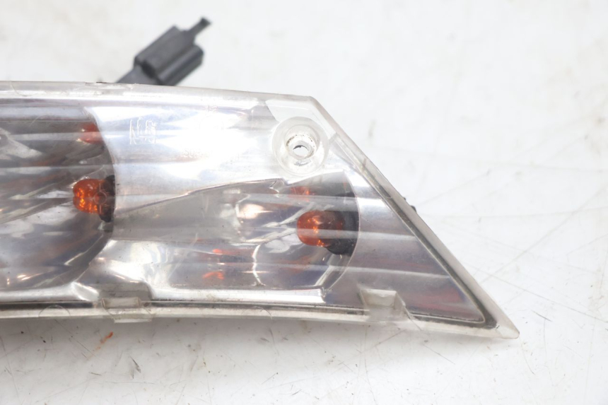 photo de HINTEN RECHTS BLINKER PIAGGIO ZIP IGET 4T 50 (2021 - 2023) - Zoom auf Gebrauchszustand