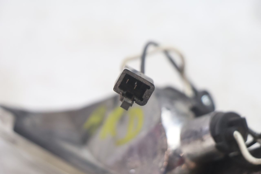 photo de HINTEN RECHTS BLINKER PIAGGIO ZIP IGET 4T 50 (2021 - 2023) - Oberflächenzustand und Material