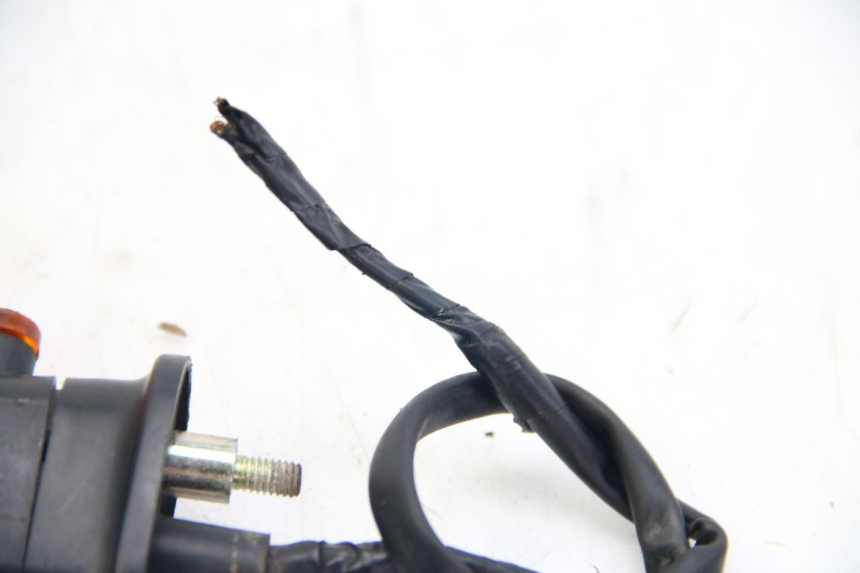 photo de RECHTER HINTERER BLINKER KAWASAKI ZX-6R ZX6R 600 (1995 - 1997) - Oberflächenzustand und Material