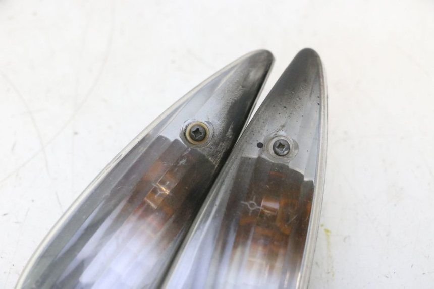 photo de HINTEN BLINKER PEUGEOT ELYSTAR 50 (2002 - 2014) - Detailansicht des Bauteils