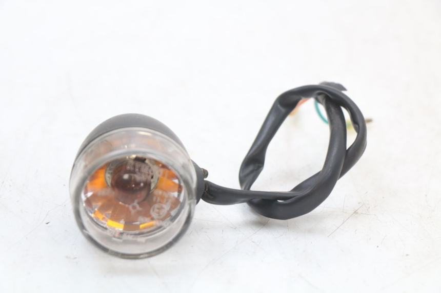 photo de LINKS HINTEN BLINKER KYMCO AGILITY 4T 50 (2005 - 2018) - Zoom auf Gebrauchszustand