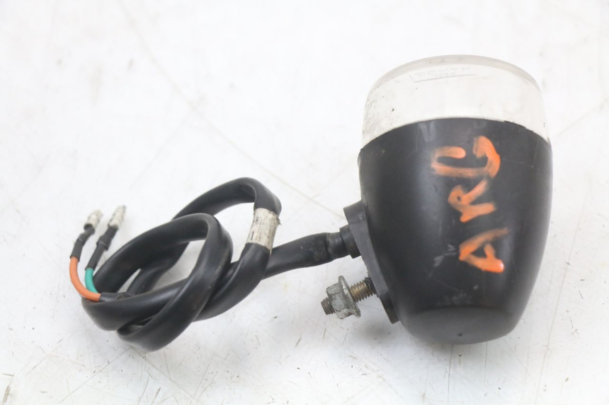 photo de LINKS HINTEN BLINKER KYMCO AGILITY 4T 50 (2018 - 2022) - Technische Nahaufnahme