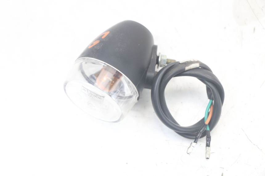 photo de LINKS HINTEN BLINKER KYMCO AGILITY 4T 50 (2018 - 2022) - Zoom auf Gebrauchszustand