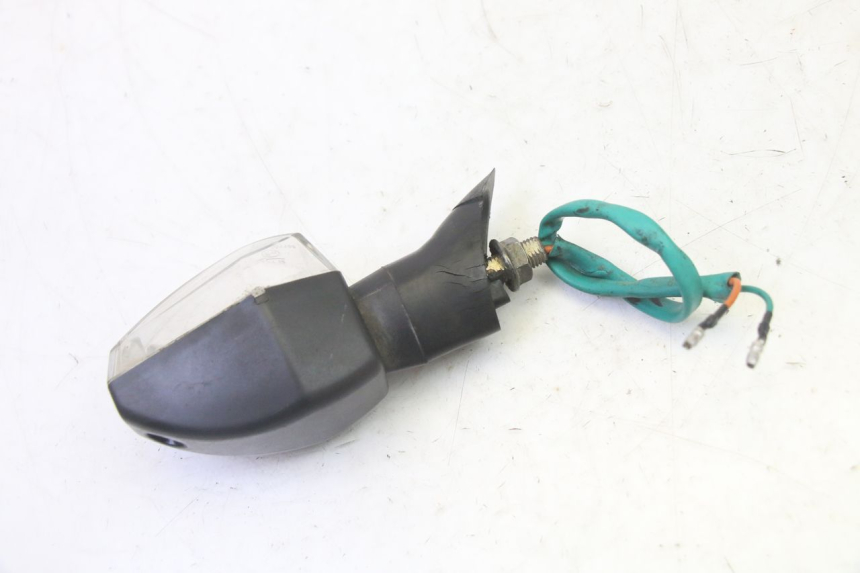 photo de LINKS HINTEN BLINKER SYM CROX 4T 50 (2016 - 2023) - Technische Nahaufnahme