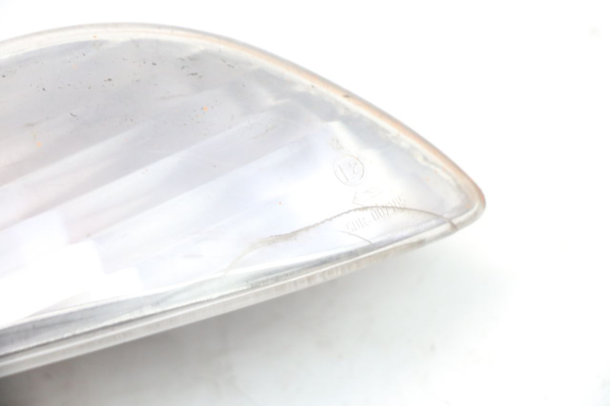 photo de HINTEN LINKS BLINKER PEUGEOT ELYSEO 125 (1999 - 2004) - Zoom auf Gebrauchszustand