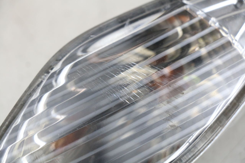 photo de LINKS HINTEN BLINKER SYM FIDDLE 3 III 125 (2014 - 2020) - Zoom auf Gebrauchszustand