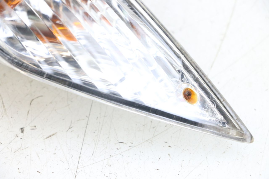 photo de LINKS HINTEN BLINKER SYM FIDDLE 3 III 125 (2014 - 2020) - Zoom auf Gebrauchszustand