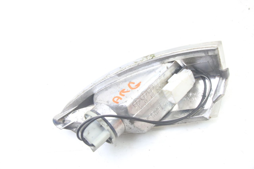 photo de LINKS HINTEN BLINKER PIAGGIO FLY 2T 50 (2004 - 2017) - Alternative Perspektive