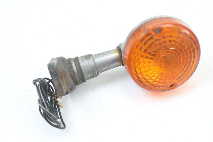 photo de HINTEN LINKS BLINKER SUZUKI GN 125 (1997 - 2000) - Hauptansicht