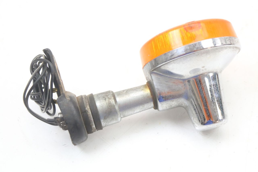 photo de HINTEN LINKS BLINKER SUZUKI GN 125 (1997 - 2000) - Alternative Perspektive