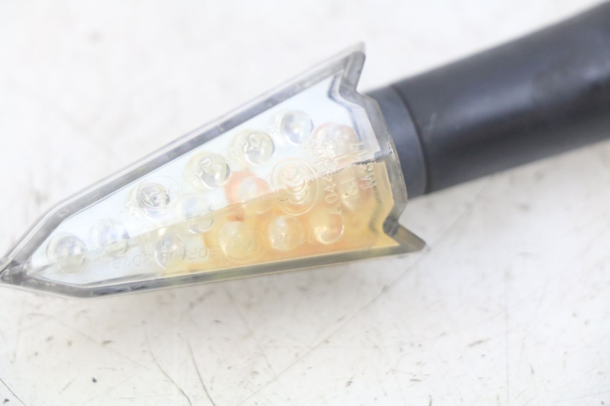 photo de LINKS HINTEN BLINKER NECO GPX 4T 50 (2018 - 2022) - Technische Nahaufnahme