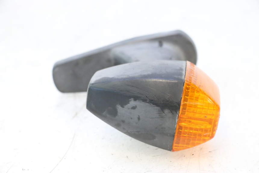 photo de HINTEN LINKS BLINKER KAWASAKI GPX F ZX750F 750 (1986 - 1990) - Oberflächenzustand und Material