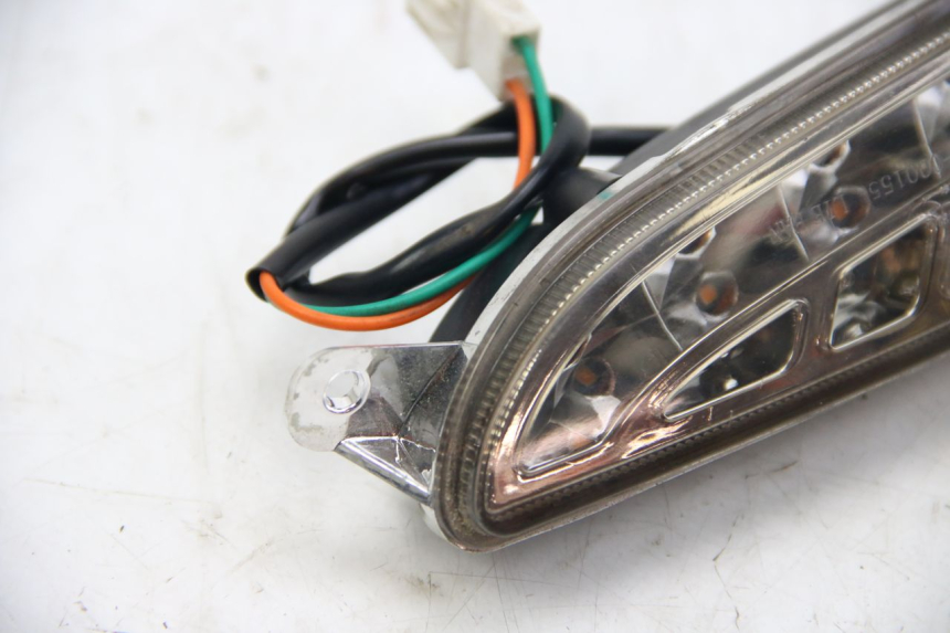 photo de LINKS HINTEN BLINKER JM MOTORS GT LINE 4T 50 (2021 - 2023) - Zoom auf Gebrauchszustand