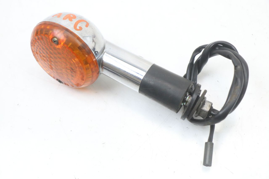 photo de HINTEN LINKS BLINKER SUZUKI GZ MARAUDER 125 (1998 - 2004) - Zoom auf Gebrauchszustand