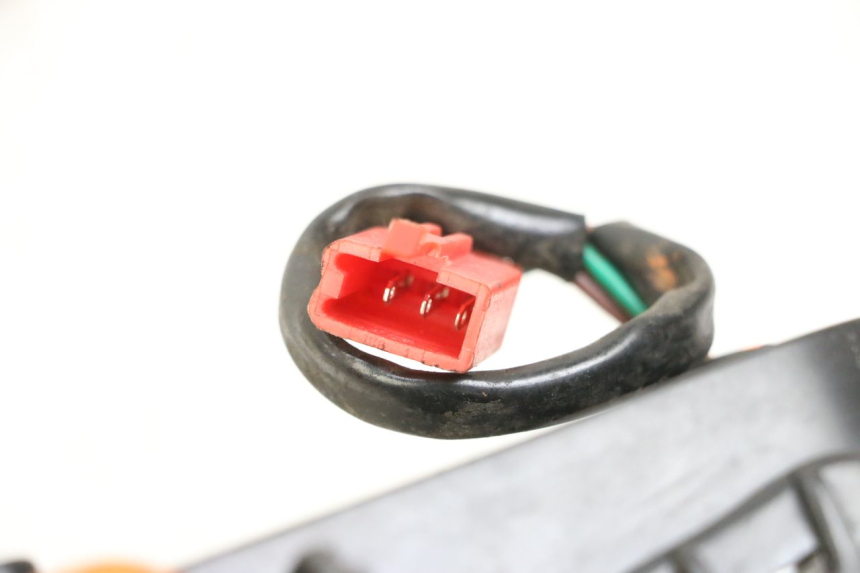 photo de HINTEN LINKS BLINKER JM MOTORS OLDIES GT 4T 50 (2018 - 2025) - Zoom auf Gebrauchszustand