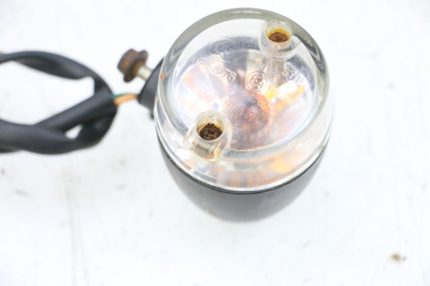 photo de HINTEN LINKS BLINKER SYM ORBIT 2 50 (2008 - 2014) - Zoom auf Gebrauchszustand