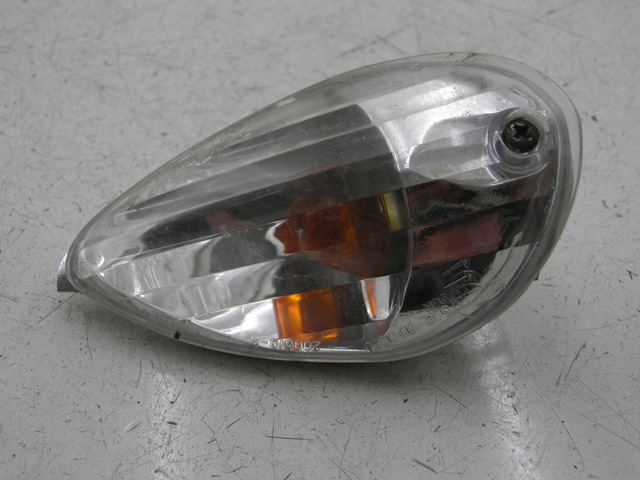 photo de HINTEN LINKS BLINKER PIAGGIO LIBERTY 2T 50 (2004 - 2008) - Zoom auf Gebrauchszustand