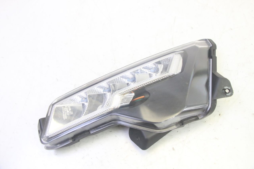 photo de HINTEN LINKS BLINKER EFUN PUSA 1 - Alternative Perspektive