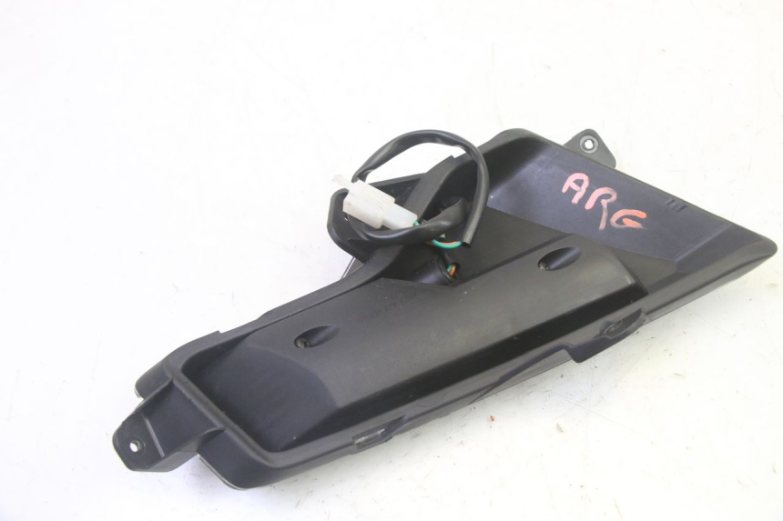 photo de HINTEN LINKS BLINKER EFUN PUSA 1 - Technische Nahaufnahme