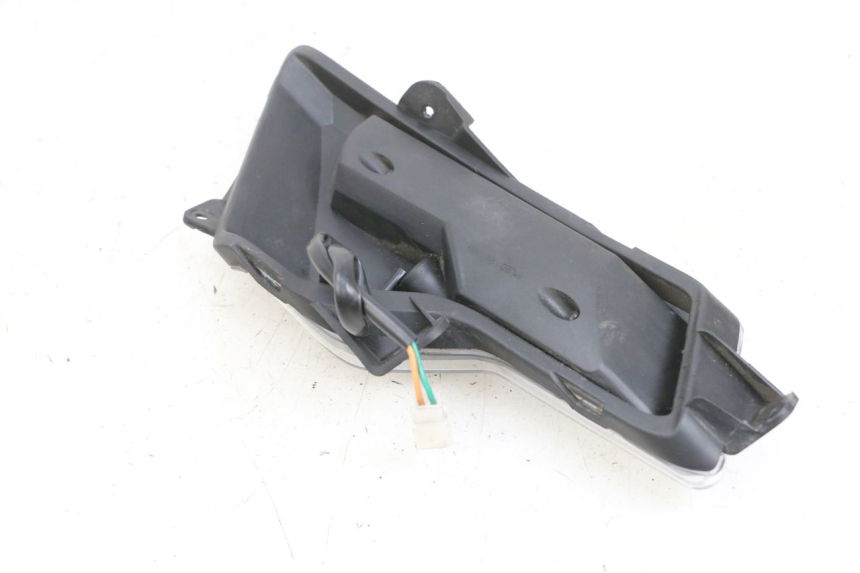 photo de HINTEN LINKS BLINKER EFUN PUSA 1 - Alternative Perspektive