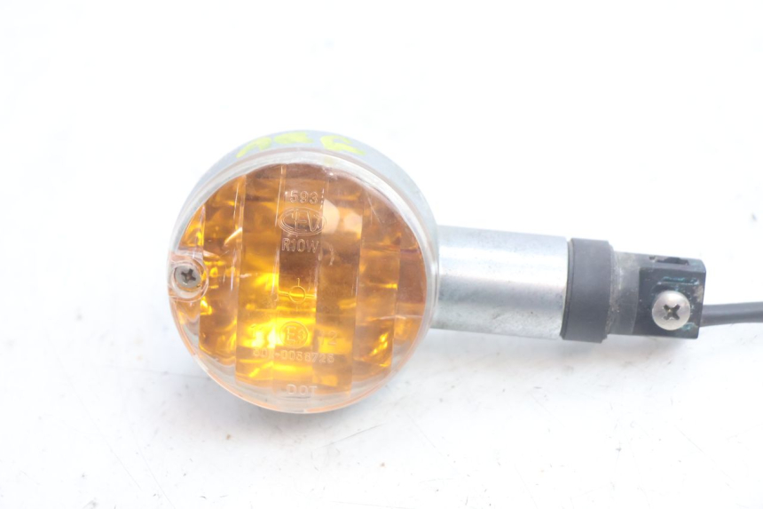 photo de HINTEN LINKS BLINKER APRILIA SCARABEO GT 125 (1999 - 2007) - Detailansicht des Bauteils