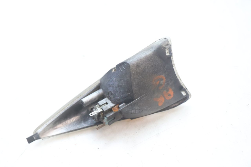 photo de HINTEN LINKS BLINKER PEUGEOT SPEEDFIGHT 2 AC 50 (2000 - 2009) - Zoom auf Gebrauchszustand