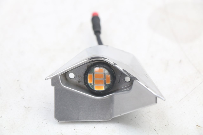 photo de HINTEN LINKS BLINKER DUALTRON TOGO PLUS 1 - Zoom auf Gebrauchszustand