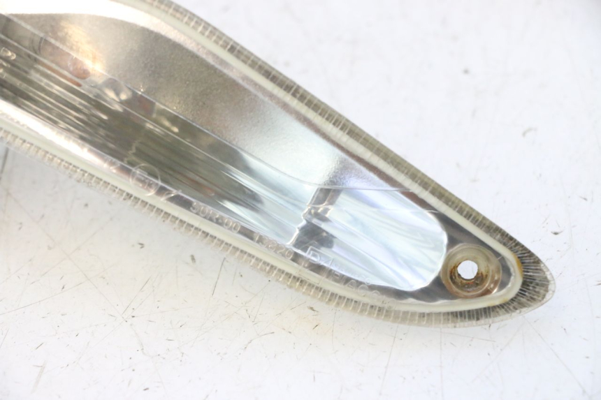 photo de LINKS HINTEN BLINKER PIAGGIO VESPA PRIMAVERA 2T 50 (2013 - 2018) - Zoom auf Gebrauchszustand