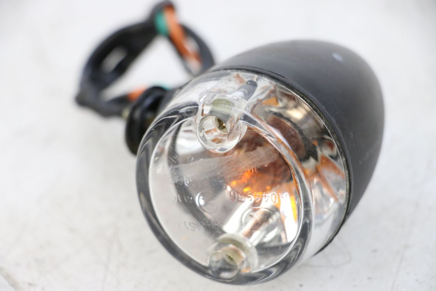 photo de LINKS HINTEN BLINKER SYM X-PRO 4T 50 (2014 - 2021) - Detailansicht des Bauteils