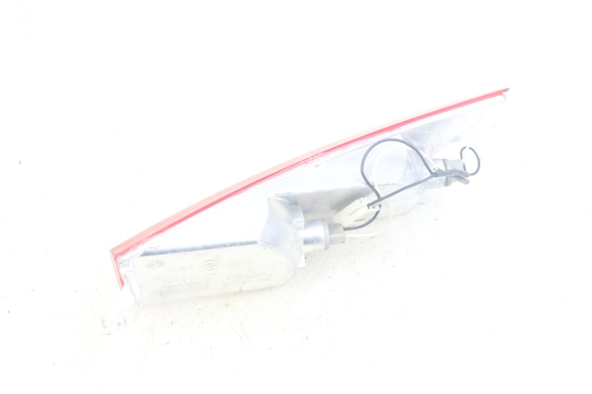 photo de LINKS HINTEN BLINKER PIAGGIO X8 125 (2004 - 2007) - Technische Nahaufnahme