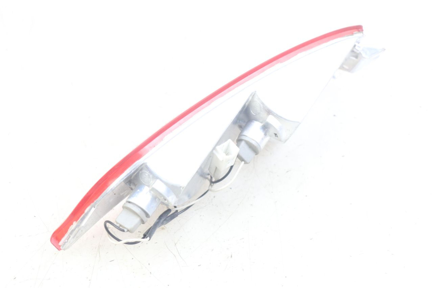 photo de LINKS HINTEN BLINKER PIAGGIO X8 125 (2004 - 2007) - Oberflächenzustand und Material