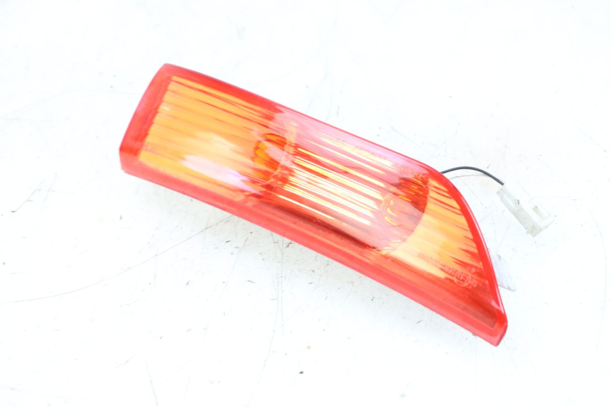 photo de LINKS HINTEN BLINKER PIAGGIO X8 125 (2004 - 2007) - Geprüftes Gebrauchtteil