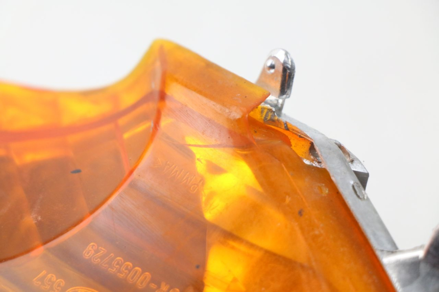 photo de HINTEN LINKS BLINKER HONDA XLV VARADERO 125 (2000 - 2006) - Zoom auf Gebrauchszustand