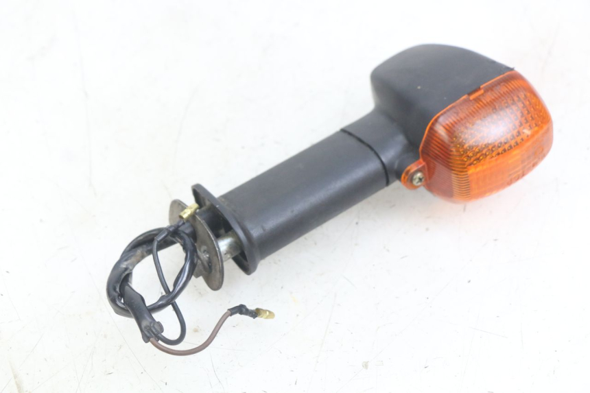 photo de LINKS HINTEN BLINKER YAMAHA YZF R THUNDERCAT 600 (1996 - 2003) - Technische Nahaufnahme