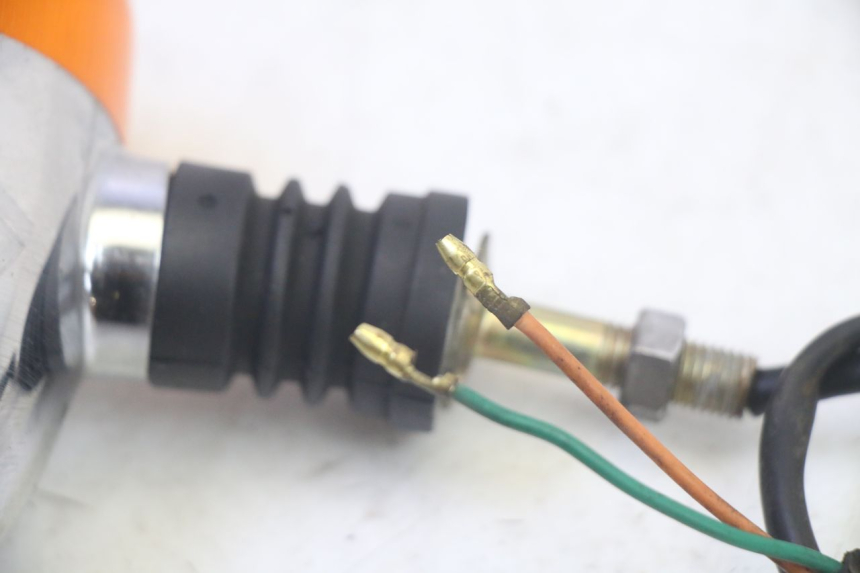 photo de HINTEN LINKS BLINKER KYMCO ZING 125 (1997 - 2003) - Technische Nahaufnahme