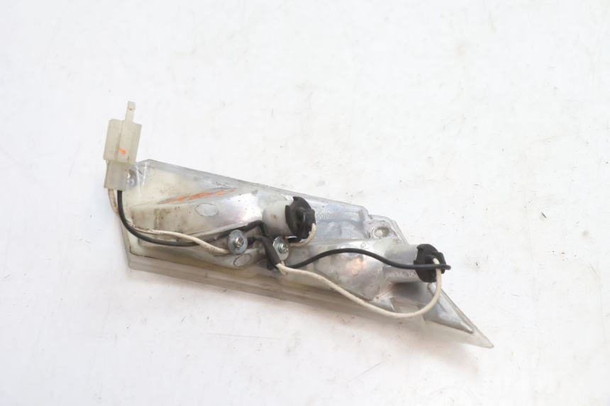 photo de LINKS HINTEN BLINKER PIAGGIO ZIP 2T 50 (2009 - 2019) - Alternative Perspektive
