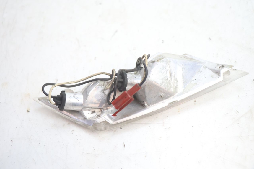 photo de LINKS HINTEN BLINKER PIAGGIO ZIP 4T 50 (2018 - 2020) - Technische Nahaufnahme