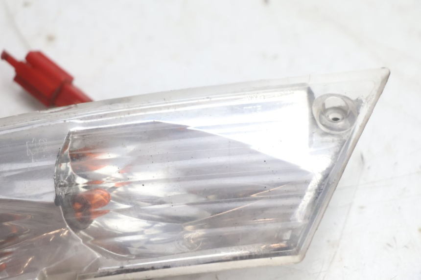 photo de HINTEN LINKS BLINKER PIAGGIO ZIP IGET 4T 50 (2021 - 2023) - Zoom auf Gebrauchszustand