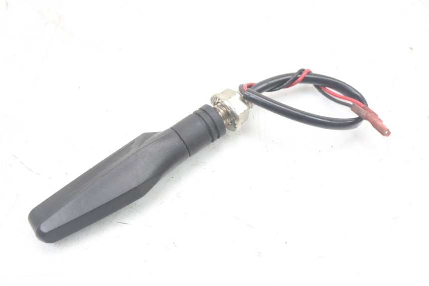 photo de HINTEN BLINKER SUZUKI GS F 500 (2004 - 2007) - Weitere Ansicht des Artikels
