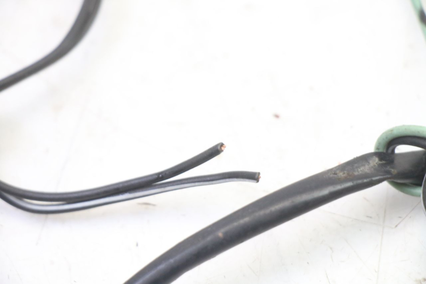 photo de HINTEN BLINKER SUZUKI GSR 750 (2011 - 2017) - Oberflächenzustand und Material