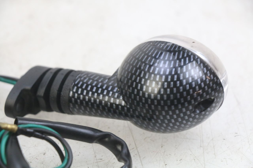 photo de RÜCKBLINKER PEUGEOT LUDIX 50 (2008 - 2017) - Details der Befestigungspunkte