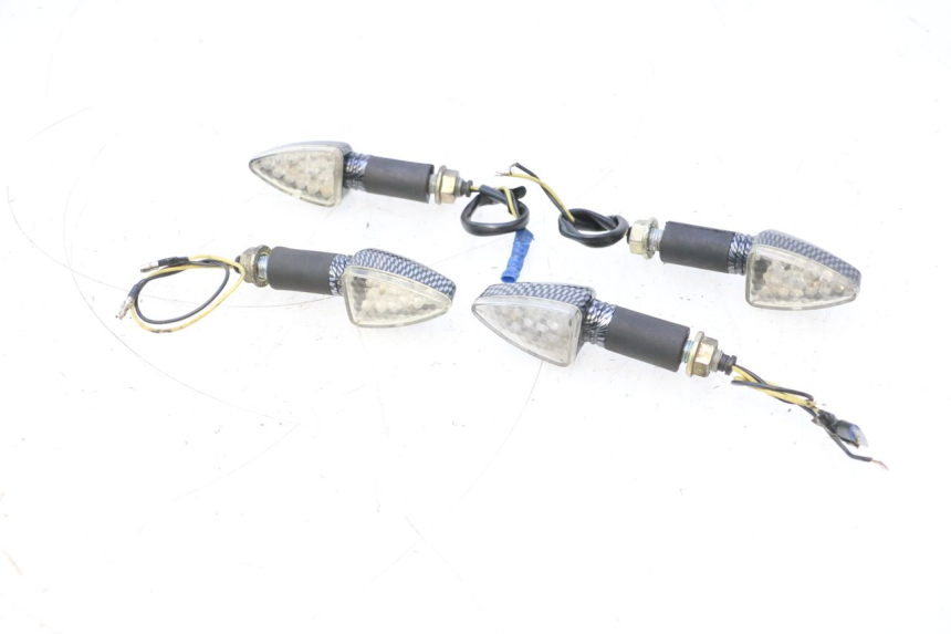 photo de RÜCKLICHT PEUGEOT LUDIX SNAKE 2T 50 (2004 - 2014) - Hauptansicht