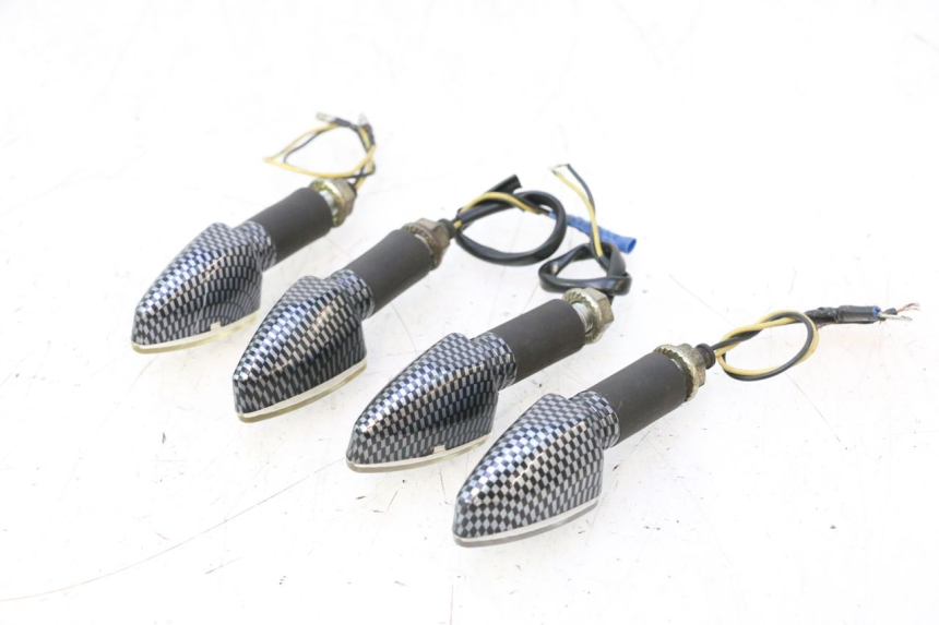 photo de RÜCKLICHT PEUGEOT LUDIX SNAKE 2T 50 (2004 - 2014) - Alternative Perspektive