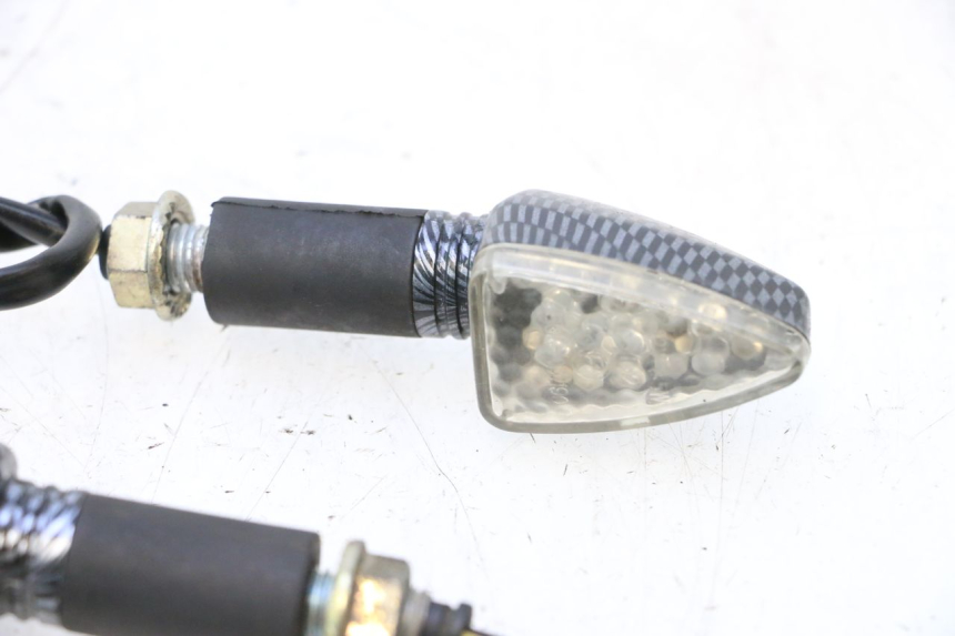 photo de RÜCKLICHT PEUGEOT LUDIX SNAKE 2T 50 (2004 - 2014) - Kennzeichnungen und Originalreferenzen