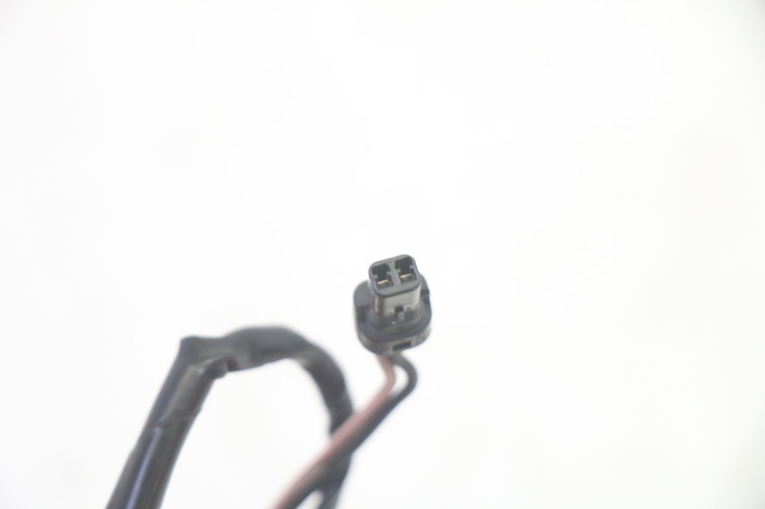 photo de HINTEN BLINKER PIAGGIO MP3 RL 250 (2006 - 2010) - Oberflächenzustand und Material